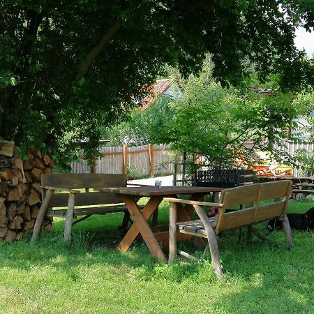 Wodamoja - Apartamenty Nad Jeziorem Stawiguda Eksteriør billede
